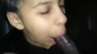 Une bonne dose de pipe pour ce rebeu