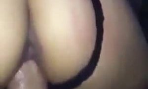 Petite asiatique qui aime la bite