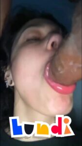 beurette gorge profonde